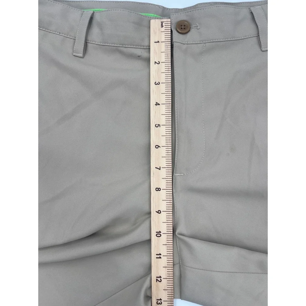 Izod‎ Golf Mens Tan Khaki Flat Front Performance Shorts Size 34